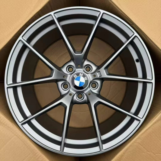 Top view of B58Bible 10 spoke 763m 18 inch gunmetal grey alloy 8J ET35 with BMW badge